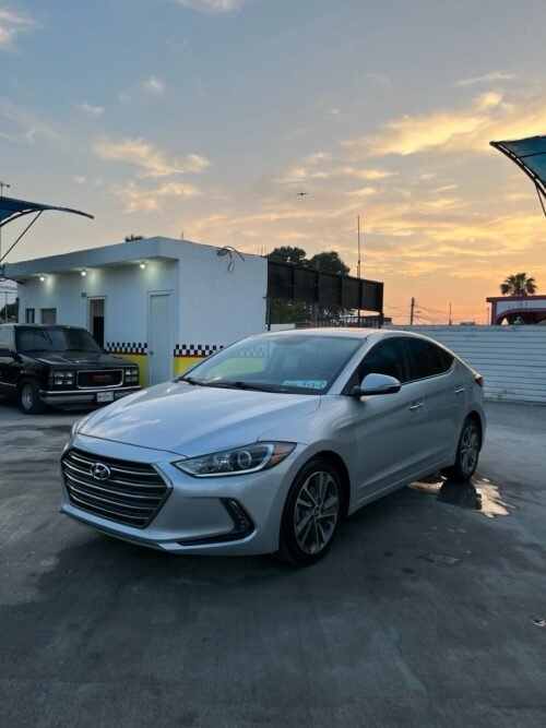 ELANTRA