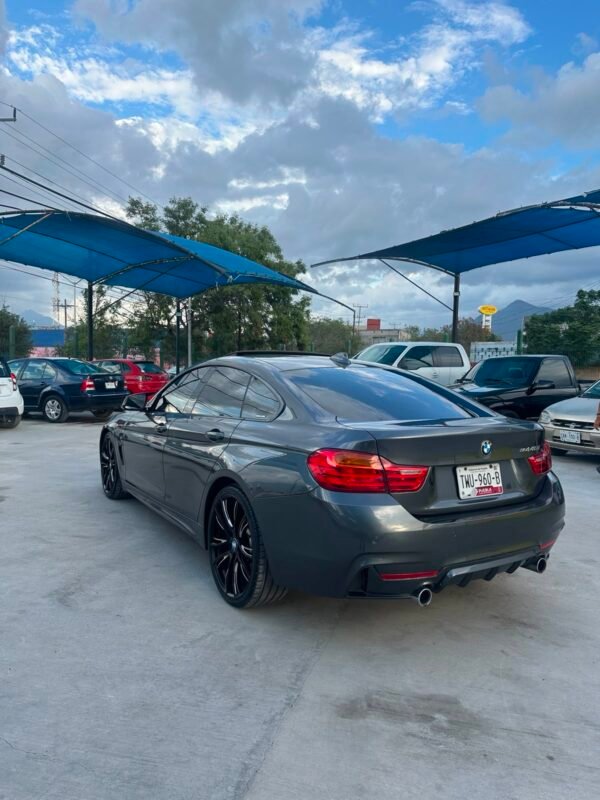 BMW 440i